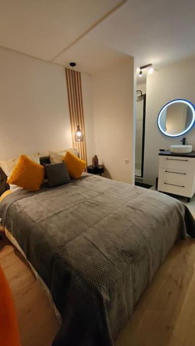 Joli Appartement Au Pied Du Tramway Bezons Dış mekan fotoğraf